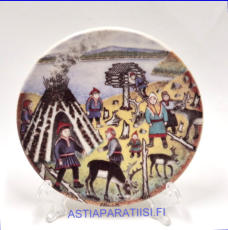 ARABIA, Kolttain asuinpaikka  nro.37 sein�lautanen. Design: Andreas Alariesto,1980-luku.Mitat Halkaisija n. 12 cm, 1kpl, 25�/kpl,( Tuote nro 120A )