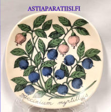 ARABIA,Sein�lautanen " Mustikka" Vaccinium myrtillus,Design:Esteri Tomula,Valmistettu 1982-1986-luku,Korkeus n. 12 cm, leveys n. 12 cm,1 kpl,48� /kpl ( Tuote nro / Item #108E )