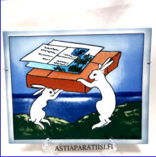 ARABIA, Sein�laatta j�nisaihe"Smart move" Kolmas painos 300 kpl, tilausty� Itella / Posti, Design:Helj� Liukko-Sundstr�m, Valmistettu 1990,Korkeus n. 20,8 cm, leveys n. 25,5 cm,175�( Tuote nro / Item #133HL )
