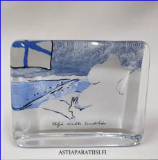 IITTALA, Lasikortti  Suomen talvi,Design:Helj� Liukko-Sundstr�m,Valmistusvuosi 2003-luvulta ,Leveys n. 7,6 cm, korkeus n. 6 cm, ( Tuote nro / Item #297HL )