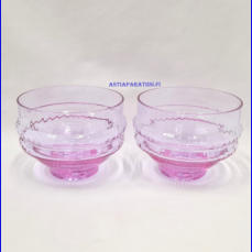 RIIHIM�EN LASI, Sulttaani J��tel�malja / J�lkiruokamalja ametisti v�rinen.,Design:Nanny Still,Tuotannossa: 1967-68,Korkeus n.8,2 cm, halkaisija n.10 cm, 0 kpl,( Tuote nro / Item #117LJ )
