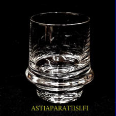 IITTALA, " Marski " juomalasi ,Design:Tapio Wirkkala,Tuotannossa 1959-79,Korkeus n.8 cm ,halkaisija n. 5,6 cm,7 kpl,16 � / kpl.( Tuote nro / Item #287J )