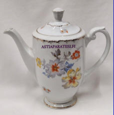 ARABIA, Loretta kahvikannu,Design: Olga Osol,todella hyv�kuntoinen,Korkeus ilman kantta n.17 cm,1kpl,138�/kpl,( Tuote nro / Item #136KK )