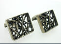 Hopeiset Design kalvosinnapit,  1970, sign. Reino Saastamoinen, Helsinki 1950-2001, mitat n. 2,2cm x 1,8cm , 120�