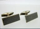 Hopeiset kalvosinnapit, Design, Lauri Alm Oy,Riihim�en kaupunkileima, Made in Finland,  1950-1964 luku, mitat n. 2,1cm x 0,8cm, 45�