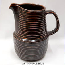 ARABIA,Mahonki maitokannu,Design: Ulla Procop�.korkeus n.22 cm,1kpl,95�/kpl ( Tuote nro / Item #171D)