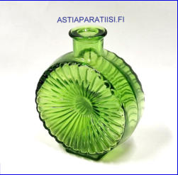 RIIHIM�EN LASI,Aurinkopullo,vaaleanvihre� 1.4,Design:Helena Tynell,tuotannossa 1964-74-luku,korkeus n.12,5 cm,1kpl,250� ( Tuote nro / Item # 111K)