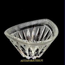 Kristalli kulho/kristallimalja,Korkeus,n. 9,8 cm,halkaisija,n. 17,5 x 15,5 cm,1kpl,60�/kpl ( Tuote nro / Item #160KR )