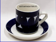 ARABIA,Sotka kahvikuppi,  Design:Raija Uosikkinen, Malli, G�ran B�ck.,Kupin korkeus n. 7,7 cm, halkaisija n.7,9 cm,Suunniteltu vuonna 1970-1974, 8 kpl,38�/kpl ( Tuote nro 146 Q )
