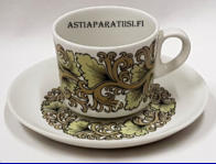 ARABIA,Hermes kahvikuppi,Design:Raija Uosikkinen,Kupin korkeus n. 6 cm, halkaisija n. 7 cm,Suunniteltu vuonna 1971- 1973, 3kpl, 28�/kpl ( Tuote nro 185Q )