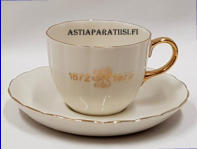 ARABIA, juhlamalli 1872-1972,Kultakorva  kahvikuppi malli FK,Kupin korkeus n.6 cm, halkaisija n. 7,5 cm, Suunniteltu vuonna 1970, 3kpl, 24�/kpl ( Tuote nro 206Q )
