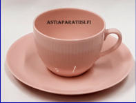ARABIA,Sointu kahvikuppi,0,15 L roosa v�ri malli RNA,Design:Kaj Franck ,Kupin korkeus n. 5,7 cm, halkaisija n.7,4 cm,Suunniteltu vuonna 1949-1961, 0kpl,  ( Tuote nro 218Q )