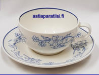 ARABIA, Domino onninen teekuppi ,sininen keitti�, Design:Kati Tuominen-Niittyl� & Pekka Paikkari (malli), Tove Slotte (koriste) ,Kupin korkeus n.5,5 cm, halkaisija n. 9,8 cm, Suunniteltu vuonna 1988-1991, 6kpl, 34�/kpl ( Tuote nro 253Q )