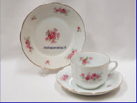 ARABIA, Ruusu siirtokuva tee/kahvikuppi 3-osainen II laatu,Kupin korkeus n.6,8 cm, halkaisija n. 9,3 cm, 1 setti, 44�/ setti ( Tuote nro 276Q )