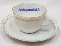 ARABIA,kultareuna malli BB kahvikuppi,Design: Ulla Procop�,Kupin korkeus n. 5,5 cm, halkaisija n. 8 cm, Suunniteltu vuonna 1952-1970, 10 kpl , 18 �/kpl( Tuote nro 363Q )