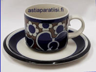 ARABIA, Saara  kahvikuppi, Design:Anja Jaatinen-Winqvist,Kupin korkeus n.6,8 cm, halkaisija n. 7,8 cm, Suunniteltu vuonna 1971-1976, 3 kpl, 48�/kpl ( Tuote nro 366Q )