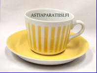 ARABIA,ARABIA,keltainen raita retro kahvikuppi,Kupin korkeus n. 5,8 cm, halkaisija n. 7,7 cm,Suunniteltu vuonna 1955-1973, 0kpl,  ( Tuote nro 372Q )