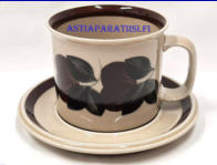 ARABIA, Ruija Kaakaokuppi , iso kuppi,Design:Raija Uosikkinen,Suunniteltu vuonna 1975-1981,Kupin korkeus n.8,5 cm, halkaisija n. 10,3 cm,  0kpl, ( Tuote nro 401Q )