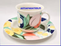ARABIA, Arctica Poetica kahvikuppi, moniv�rinen,Design:Dorrit von Fieandt,Suunniteltu 1991 (koristeet),Kupin korkeus n. 6,5 cm, halkaisija n.7 cm, 1 kpl, 45�/kpl ( Tuote nro 412 Q )