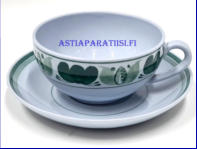 ARABIA,Green Laurel kupit, R-malli  -50-luku, k�sinmaalattu Koriste: Olga Osol,,Kupin korkeus n. 5 cm, halkaisija n.8 cm, 3 kpl, 32 �/kpl,( Tuote nro 428Q )