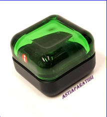 IITTALA,Vitriini - rasia vihre� lasi-musta alumiini ,Design:Anu Penttinen,60 x 60 mm,1kpl
