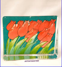 IITTALA, pieni lasikortti Tulppaanit, Design:Helj� Liukko-Sundstr�m,leveys n. 9,7 cm, korkeus n. 8 cm,1kpl,45�/kpl
