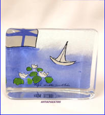 IITTALA, pieni lasikortti Suomen kes�, Design:Helj� Liukko-Sundstr�m,leveys n. 7,5 cm, korkeus n. 6 cm,0kpl