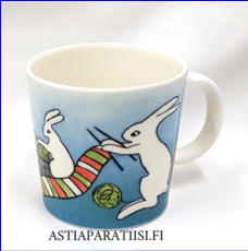 ARABIA,pupumuki Kutojapuput,Design:Helj� Liukko-Sundstr�m,Valmistusvuosi 2008,korkeus n.8 cm, halkaisija n.8 cm, 0 kpl,( Tuote nro 311 P )