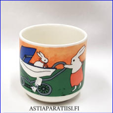 ARABIA,P�iv�k�velyll�.Design: Helj� Liukko-Sundstr�m,Valmistusvuosi 1996,korkeus n.7,2 cm, halkaisija n.7 cm,0 kpl,( Tuote nro 321 P )