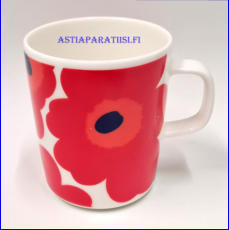MARIMEKKO,Unikko Muki 2,5 cl, valkoinen - punainen - sininen,Design: Maija Isola (koriste), Sami Ruotsalainen, korkeus n.9,5 cm, halkaisija n.7,8 cm, 1 kpl,38�/kpl,( Tuote nro 430 P )