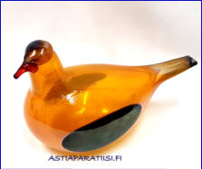 IITTALA,Kultakyyhky /Golden Dove 2001, Design: Oiva Toikka Nuutaj�rvi, Signeerattu / Signature,mitat n. 23 cm x 11,5 cm, 1kpl,380� ( Tuote nro / Item #115T)