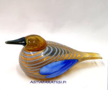 IITTALA  lintu Sinisotka,II-laatu/ Blue Scaup Duck ,Design: Oiva Toikka,  Nuutaj�rvi ,Signeerattu / Signature,mitat n. 22,5cm x 9,5cm,1kpl,280� ( Tuote nro / Item #116T)