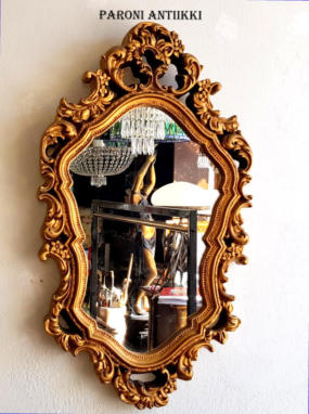 Tyylik�s  rokokoo peili kultainen kehys . Mitat: K. 75 cm L.44 cm,180�  ( Tuote nro 117PE )
