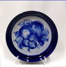 SAVITORPPA FINLAND, Koboltin Sinisell� lasitteella moniv�rinen hedelm� koriste, Design:Garizim Hansen,alkuper�istuotantoa,Leveys n. 20 cm,6 kpl, 44 �/kpl ( Tuote nro 220R )