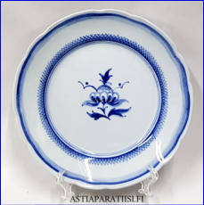 ARABIA, k�sinmaalattu matala lautanen Jugend tyyli,Design:Friedl Holzer- Kjellberg ,Valmistettu  1930, leveys n. 22,2 cm,1 kpl, 65 �/kpl ( Tuote nro 255R )