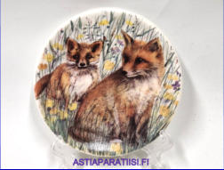 ARABIA,Fauna sein�lautanen, kettu, Design: Tuula Lappalainen,Mitat Halkaisija,n. 12 cm,1kpl.45�/kpl,( Tuote nro 220AM )