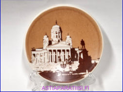 ARABIA,Helsinki Sein�lautanen,Mitat Halkaisija,n. 12 cm,1kpl.22�/kpl,( Tuote nro 249AM )