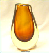 KUMELA, Taidelasi maljakko Design:Armando Jacobino,1960-luvulta,kork. n. 19,5 cm, 1kpl,250�