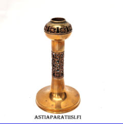Turun Hopea pitsi kynttil�njalka.Design:Pentti Sarpaneva,Korkeus,n.16cm, halkaisija 9 cm,5 kpl, 35�/kpl,( Tuote nro 212TA)