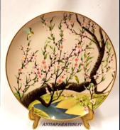 ( Maaliskuu /March )Vintage Japanese hand painted,  Design: Franklin Mint Porcelain Plates 1979,Japanilainen koristelautanen, kuukausiaiheet, halkaisija n.26 cm,1kpl, 95�/kpl