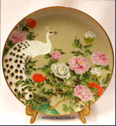 ( Kes�kuu / June )Vintage Japanese hand painted,  Design: Franklin Mint Porcelain Plates 1979,Japanilainen koristelautanen, kuukausiaiheet, halkaisija n.26 cm,0kpl