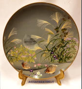 (  Syyskuu / September )Vintage Japanese hand painted,  Design: Franklin Mint Porcelain Plates 1979,Japanilainen koristelautanen, kuukausiaiheet, halkaisija n.26 cm,1kpl, 95�/kpl