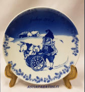 Norjalainen sein�lautanen , joulu 2003,halkaisija n.17,5 cm,1kpl, 50�/kpl