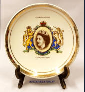 Elizabeth II coronation June 2nd. 1953, Englantilainen koristelautanen,halkaisija n.9,5 cm,1kpl, 35�/kpl