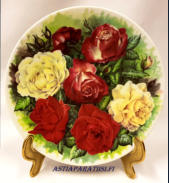 Rose Bouquet, Regal Red,Peaudouce Margaret Merril t�ekkil�inen sein�lautanen, Dorothy Wallance,halkaisija n.19,5 cm,1kpl, 35�/kpl